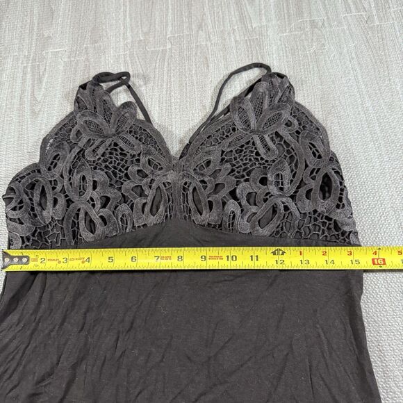 Boston Proper Black Lace Embroidered Camisole Double Straight Cross Strap Size M - Picture 3 of 6